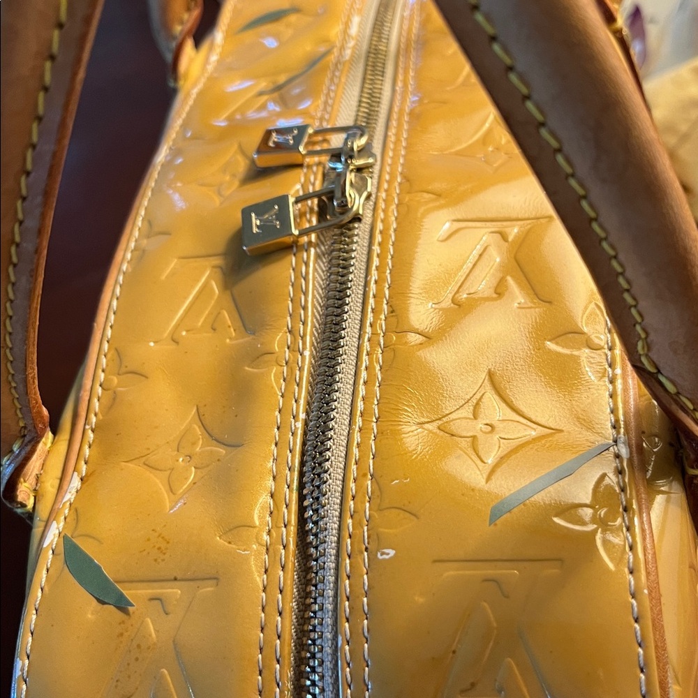 Louis Vuitton Vernis Monogram Tompkins Bag - Picture 5 of 16